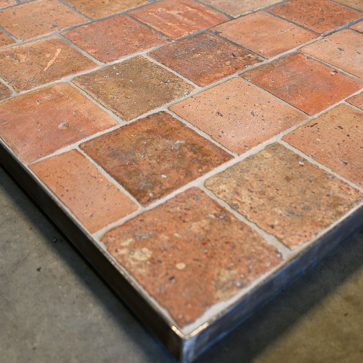 Antique Tiles Terra detail